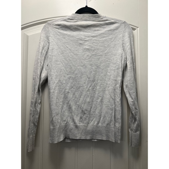 Gap Women’s Crewneck Button Front Long Sleeve Knit Cardigan Sweater Size M Gray - Picture 3 of 3